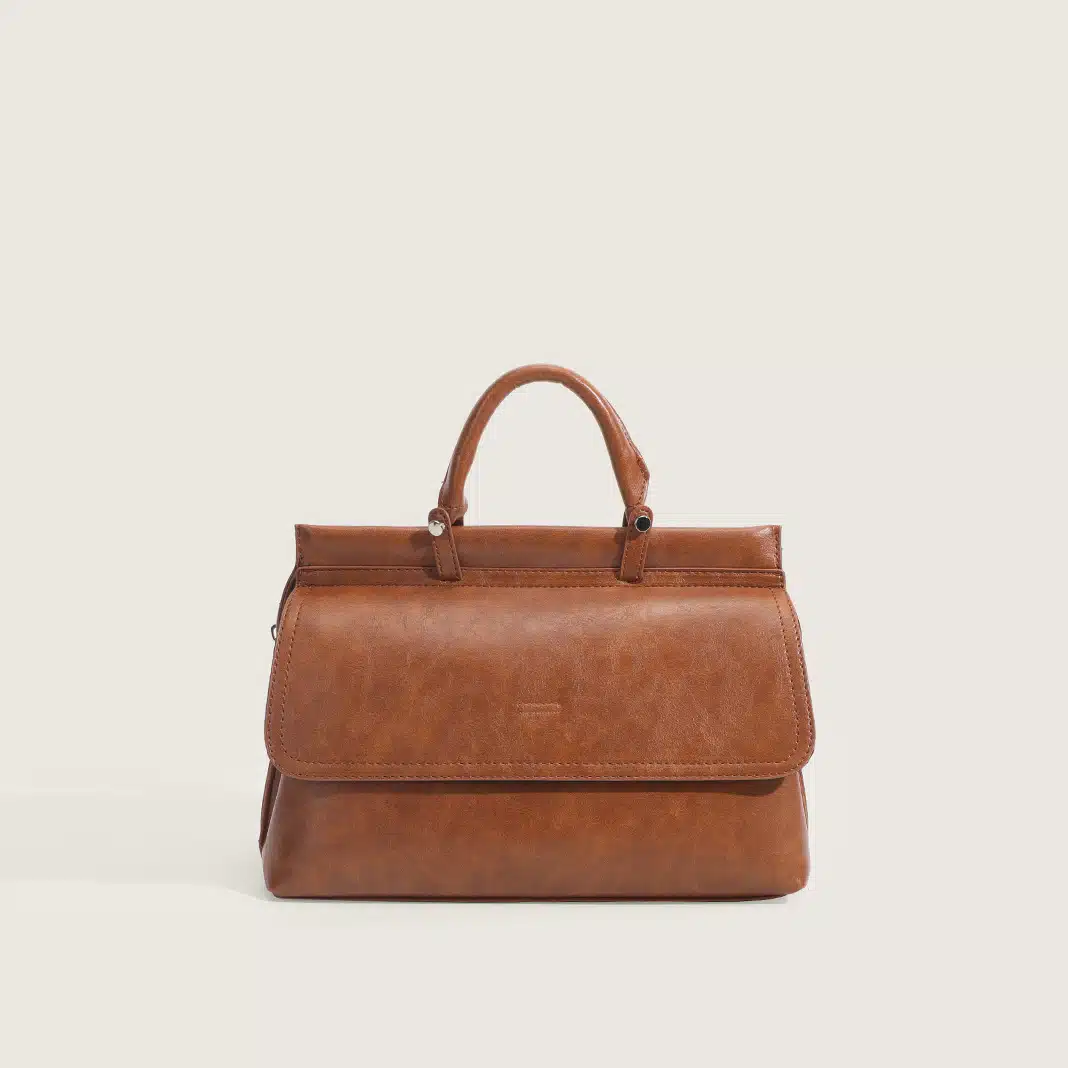 92ea318f-e323-41e0-ae17-d181bd82ff63.jpg Textured Shoulder Tote Bag front view
