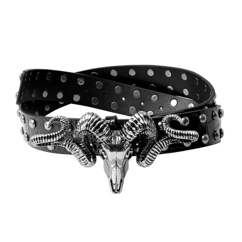 b10f9269-3036-4d1f-8af5-677b57052aab.jpg Durable Black Leather Belt 115 cm for Stylish Comfort - Image 1